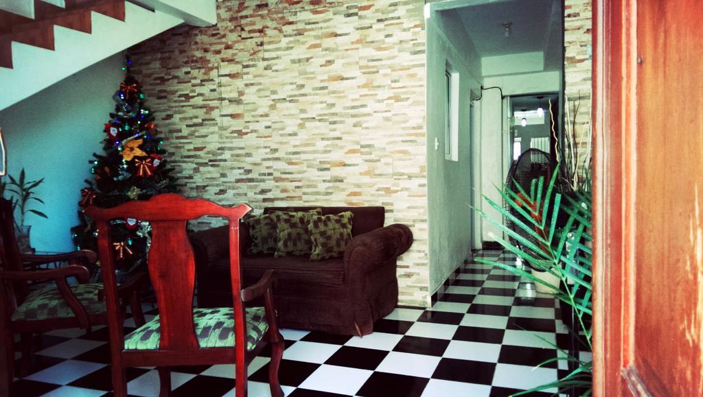 Aarony Hotel Santo Domingo Buitenkant foto