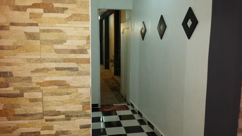 Aarony Hotel Santo Domingo Buitenkant foto
